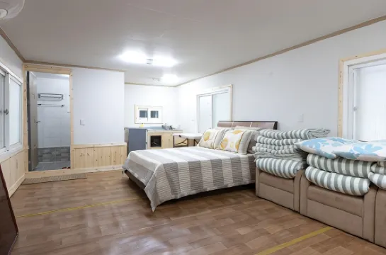 Yangju Vitamin Pension & Campground