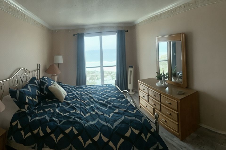 Photo 2 of 6