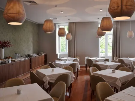 Hotel do Parque Отели рядом с достопримечательностью «Бон-Жезуш-ду-Монте»