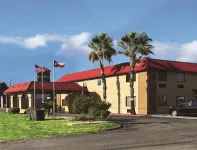 Baymont by Wyndham Del Rio Hotels in Del Rio