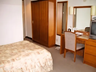 هوتل إيتو Hotels near 春日神社 鳥居