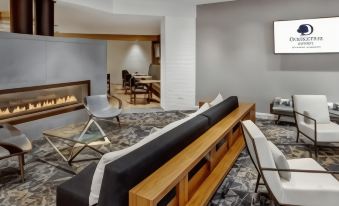 DoubleTree by Hilton Hotel Wichita Airport