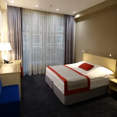 Ramada Hotel & Suites by Wyndham Alabuga Hôtels à : Ielabouga