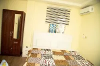 Luxury Living at Affordable Rate. Beautiful 2 bedroom Apartment in Kumasi 住宿飯店