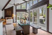 Summerset at Abbey Springs 3 Bdr Steps to Beach! Hotels in Fontana