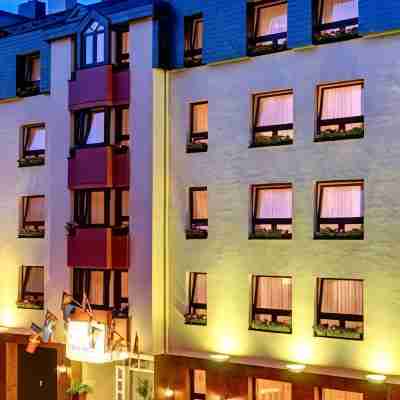 Hotel Granus Hotel Exterior