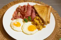 AC LUXE安赫萊斯貝斯特韋斯特SureStay Plus酒店 - 早餐