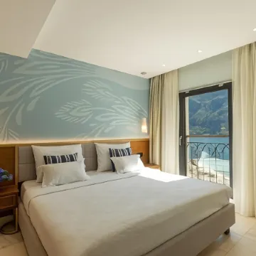 Huma Kotor Bay Hotel and Villas Отели в г. Котор