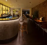 Denbies Vineyard Hotel - bar