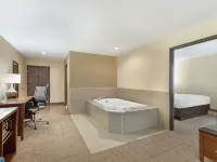 Comfort Suites Hotels in Cedar Falls