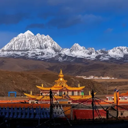 Kangding Tagong Putiya Manor (Tagong Grassland)