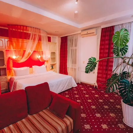 Aleksandr Haus Hotel