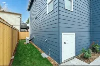 Brand New 2-bedroom 2-bathroom house with WiFi, AC in delightful Seattle Hotels in Rainier Valley