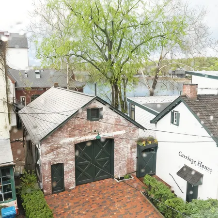 The New Hope Loft Walkable & Serene