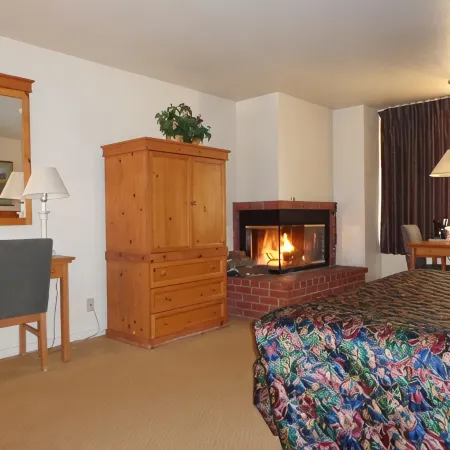 Pacific Gardens Inn