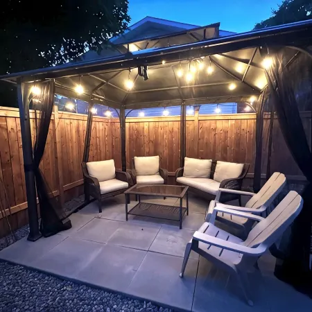 Completely Renovated Home in Parry Sound,with Full Kitchen, Laundry & Gazebo!