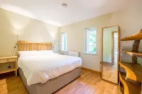 Pinetum Garden Cottages