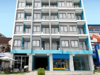 فندق آي تشيك إن تشيل باتونج Hotels near شاطئ كاليم (Kalim Beach)