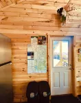 Peaceful Eagle Eye Cabin ON THE TRAIL in Fort Kent overlooking the St John River