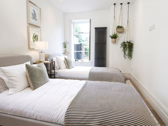 Beautiful, stylish ground floor Georgian apartment