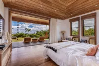 Luxurious 4 Bedroom Retreat, Private Pool, Located in KuKui' Ula Community. - プライペートプール