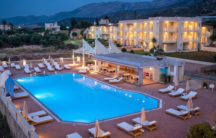 Notos Heights Hotel & Suites