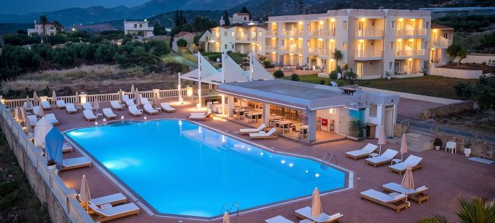 Notos Heights Hotel & Suites Hotels in Mália