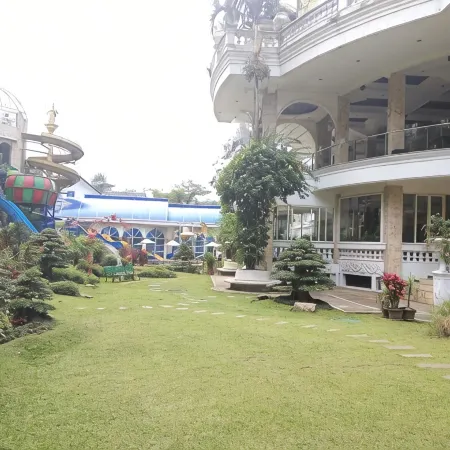 Grand Paradise Hotel Lembang