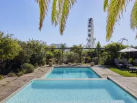 Queen Victoria Hotel by Newmark - Pools