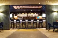 索斯圖尼恩皇家公園希爾頓逸林飯店 - 酒吧