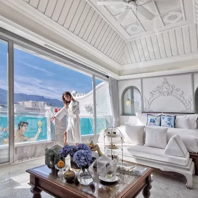 The Inside House Отели рядом с достопримечательностью «Школа Самакки Витаятан»