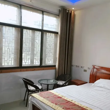 Dushan Xinyi Fashion Hotel