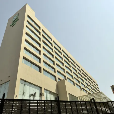 Holiday Inn Mumbai International Airport by IHG