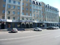 Sibir Hotel - parking