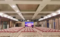 Liangpu Lijing Grand Hotel