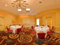 Holiday Inn CHANTILLY-DULLES EXPO (ARPT) by IHG Hotels in Chantilly