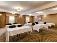 Comfort Inn & Suites Hotels in Airdrie