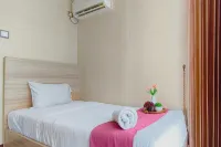Tranquil 2BR for 3 Pax at Linden Apartment By Travelio