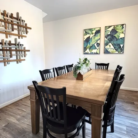 5 Minute Drive to Downtown Bend, Dog Friendly