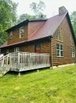 Rustic Log Home, 2 Bedroom with loft, Quiet and Secluded. - Homestays