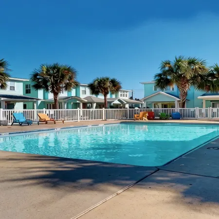 Charming 3-bedroom townhome with AC, WiFi in lovely Port Aransas