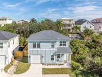 Coastal Chic, Heated Pool, Beachside, Custom Bunk Room - 4-Star