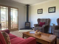 Roualeyn Cottage - A Beautiful Country Cottage, over looking the Deveron Valley - Boutique