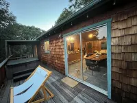Cozy 2-bedroom cabin with sauna outside of Yosemite