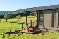 Farm "The Stockyards " 3 Bed Views Foxground.