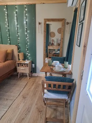 Romantic Getaway for 2 with Hot tub