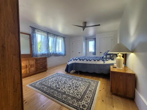 Spacious, Newly Refurbished Cozy  Farmhouse  on 100 acres - 2-Sterne