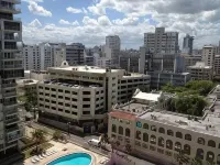 Beach front, best location, ocean and city views + parking! - Pools
