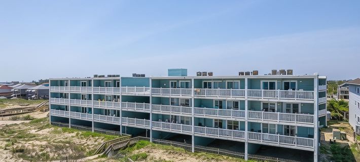 Swell Life Oceanfront Condo, Pup Friendly, Pools ナグス・ヘッドのホテル