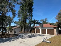 Amazing Lakefront Views! 4/4, Pool, Diving Board, Spa, Pool Table, Near LegoLand